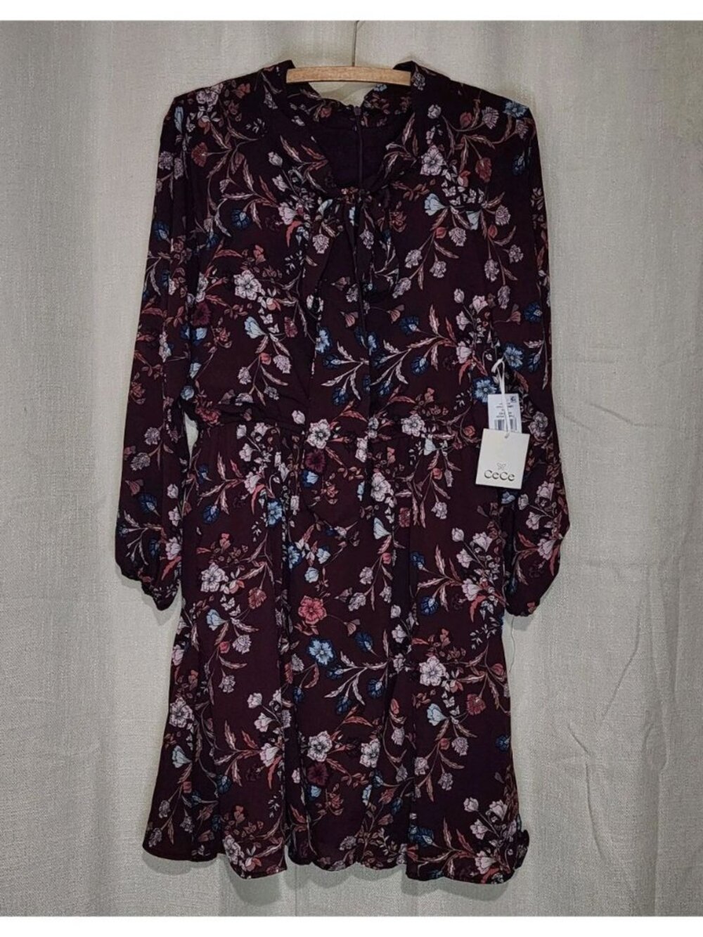 CeCe Women's Midi Dress Tie Neckline Long Sleeve Floral Size Small NWT